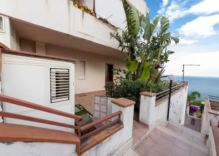 Sicilian Mood - Tropicana Apartment